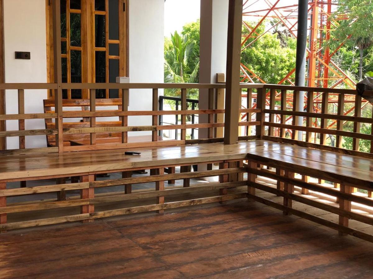 Resort Hankaanaa- Stay No Work Pottuvil Kültér fotó
